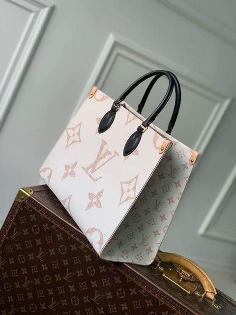 louis Vuitton reverse monogram giant onthego mm 17