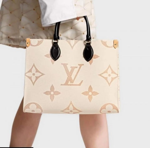 louis Vuitton reverse monogram giant onthego mm 17